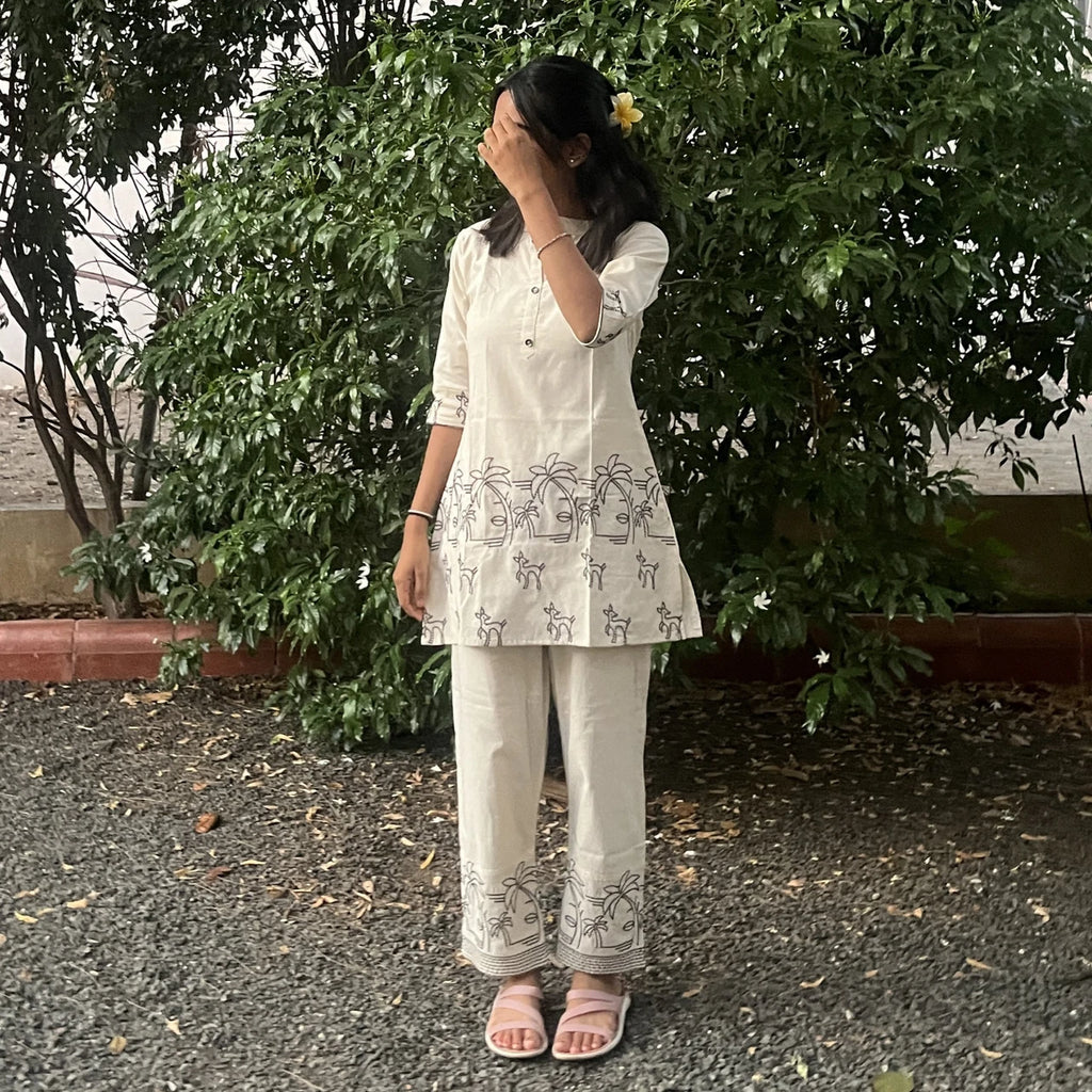 White Cord Set